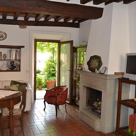 Апартаменты Casa Dell'Ermanna Кортона Экстерьер фото